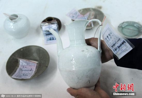 南宋古沉船南海一号现海量文物