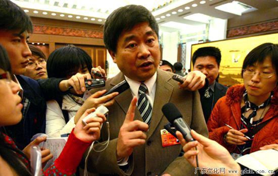 单霁翔:故宫文物清理工作急需专业技术人员