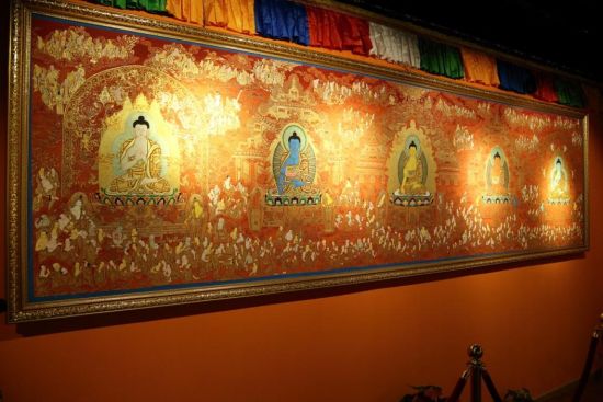 展览现场红唐作品 展览现场红唐作品