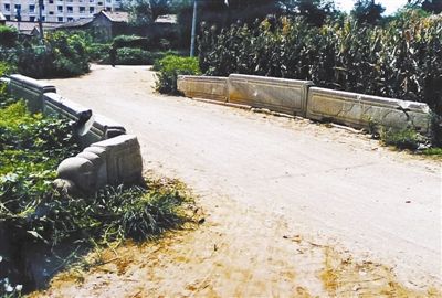 2002ʱ Ӱ/