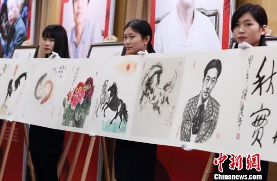 徐悲鸿之子忆父:月光族倾家裸捐 对赝画视而不见