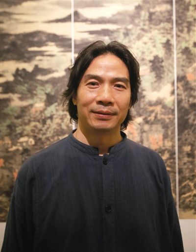 买鸿钧:画山画水画出新感情