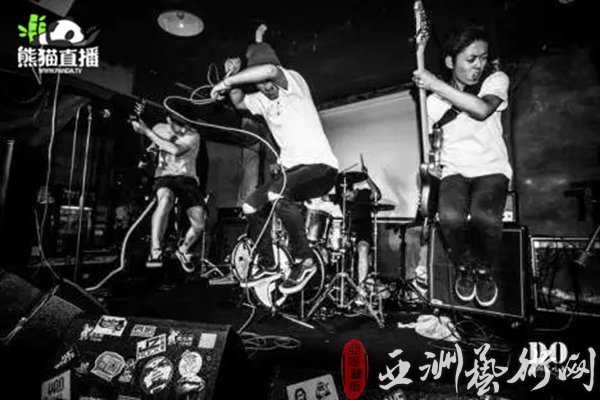 梦想被“霾”没?与白举纲阿肆一起“燥”热熊猫直播