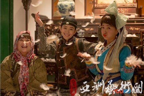 包贝尔演而优则导 处女作《欢喜密探》大获好评
