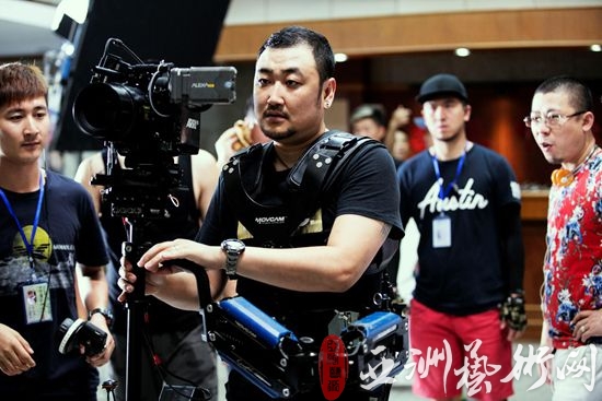 专访弧光联盟摄影指导刘英剑:《白夜追凶》7分钟长镜头的缔造者