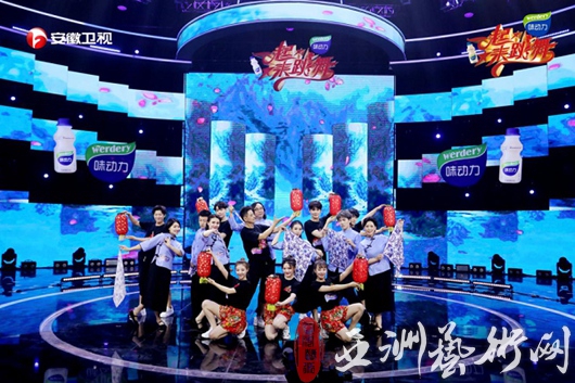 金星揭沈南学生时代调皮往事,师生同台表演引回忆杀