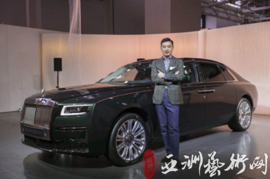 以至简,炼不凡 劳斯莱斯全新古思特加长版翩然抵沪